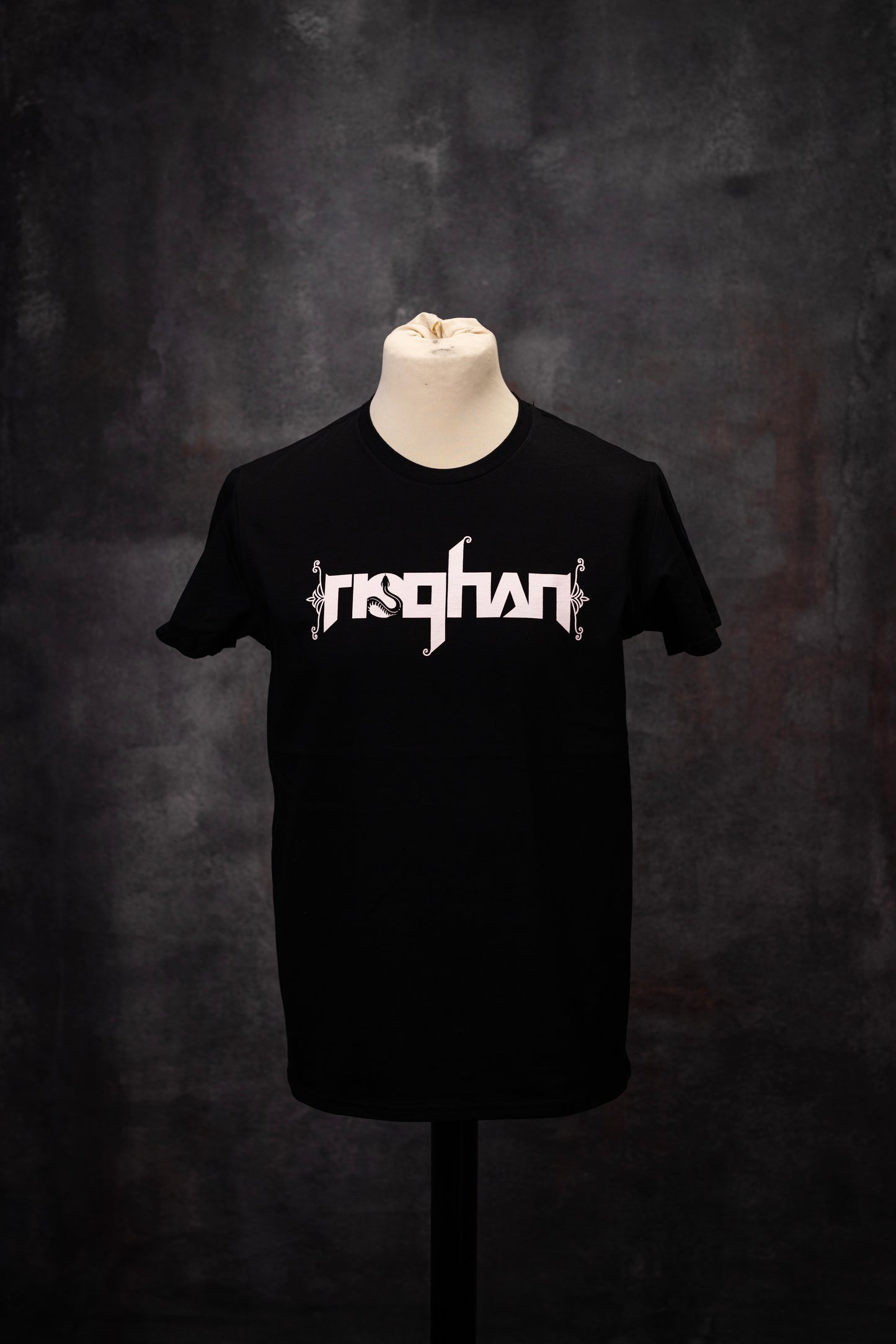 Rioghan - t-shirt black